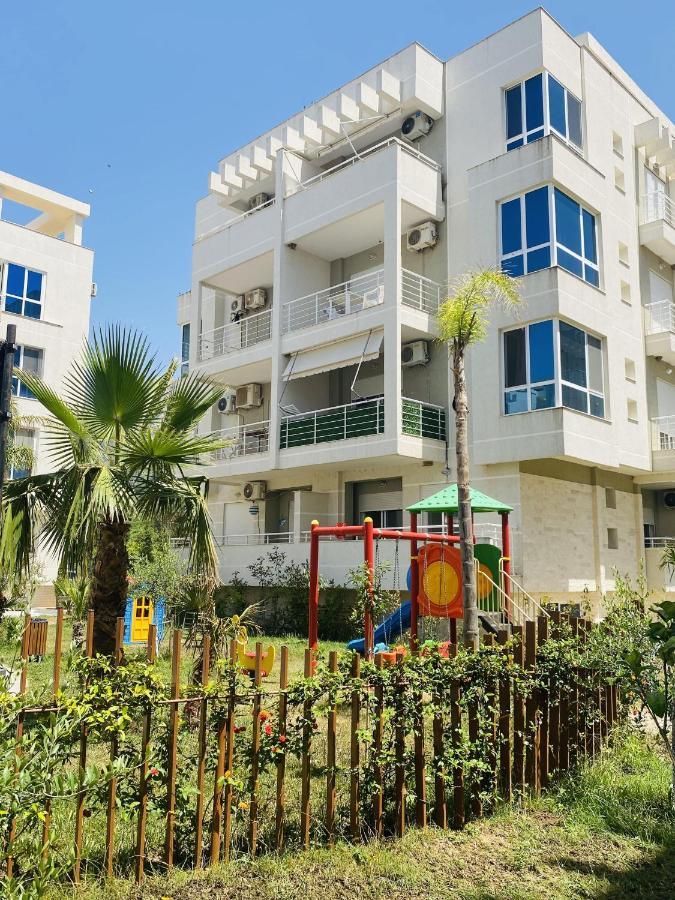Madernas Bernad Apartment Orikum Buitenkant foto