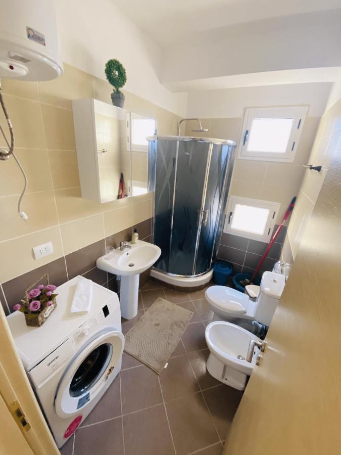 Madernas Bernad Apartment Orikum Buitenkant foto