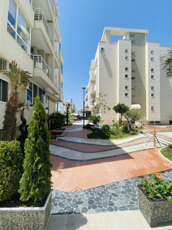 Madernas Bernad Apartment Orikum Buitenkant foto